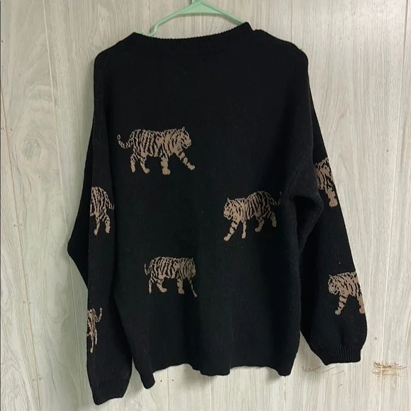 BiBi tiger sweater - Picture 3 of 3